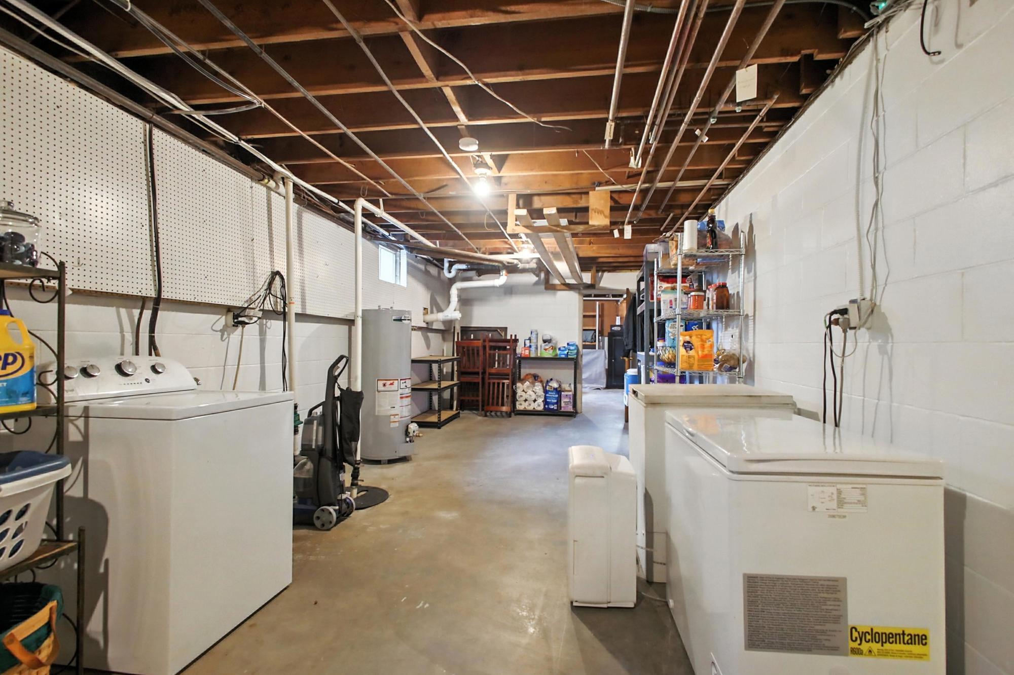 2942 Chalmar Drive, Dayton, Ohio 45431