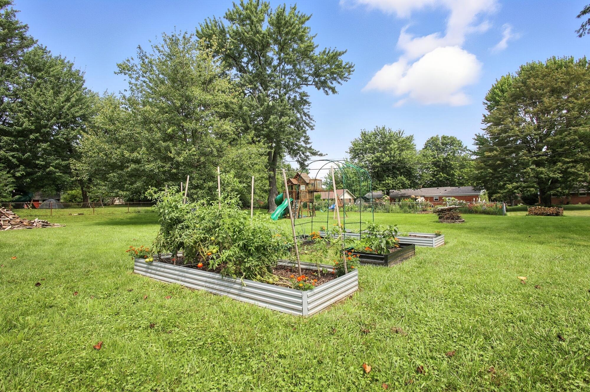 2942 Chalmar Drive, Dayton, Ohio 45431