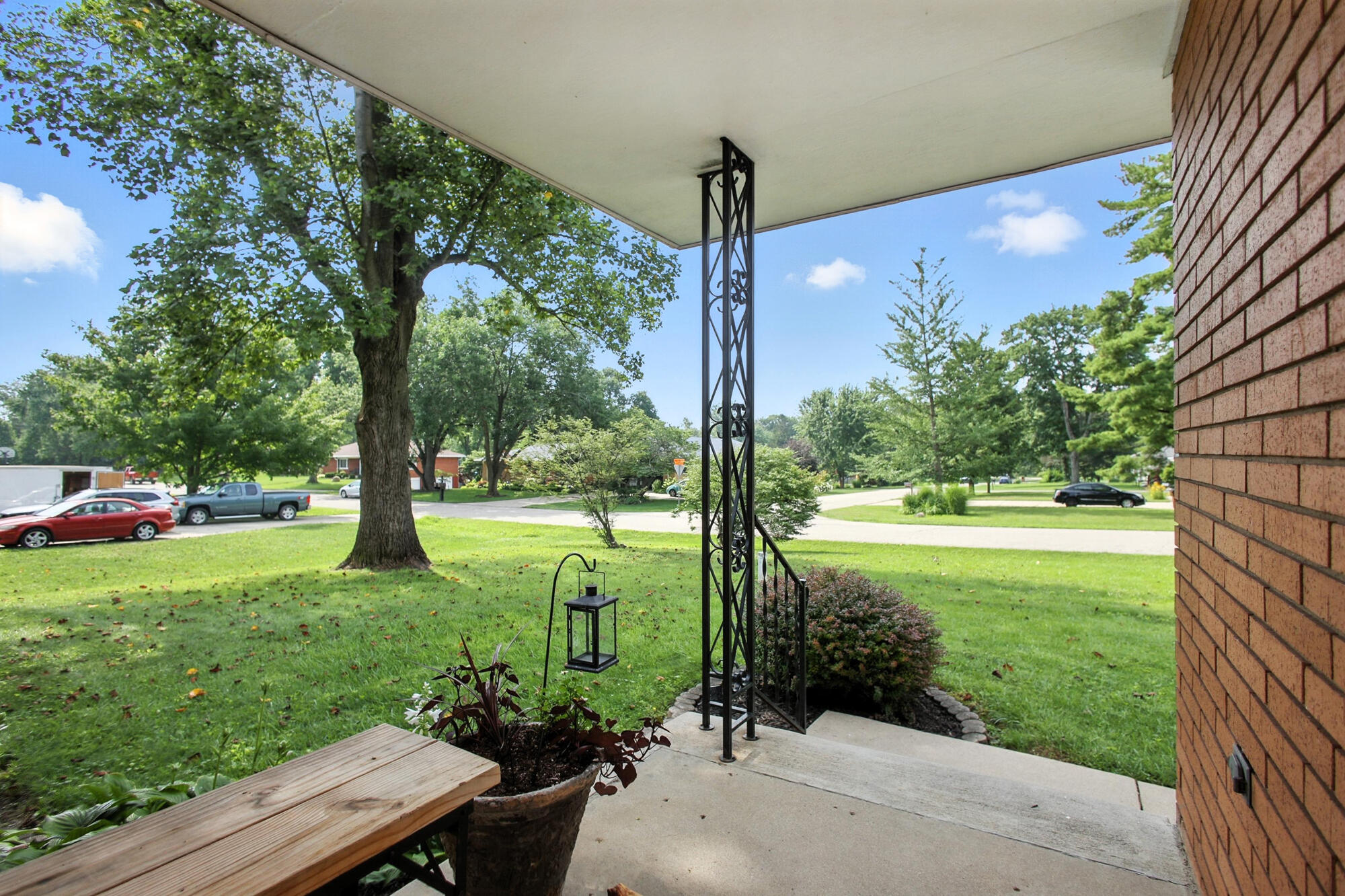 2942 Chalmar Drive, Dayton, Ohio 45431