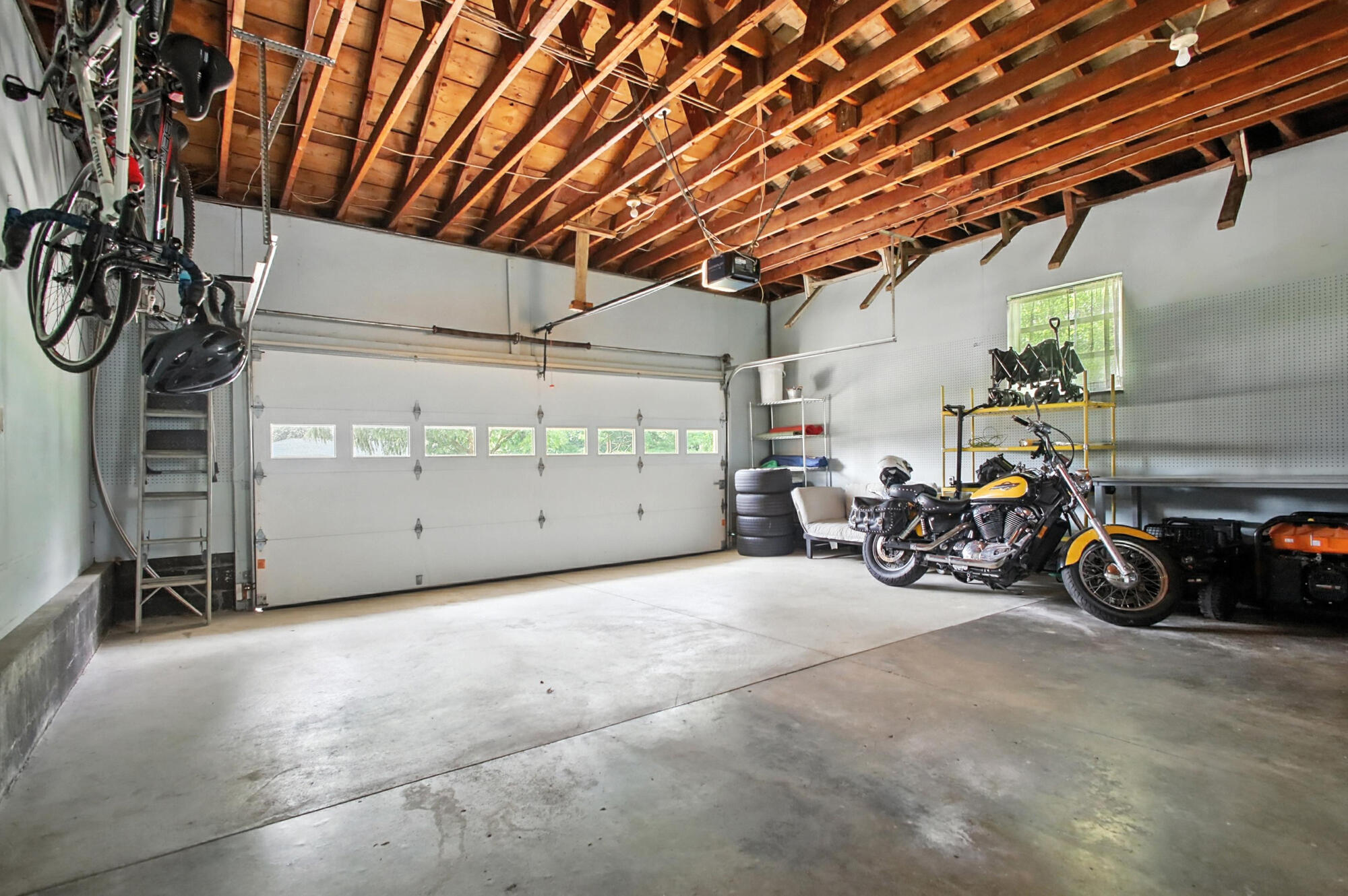 2942 Chalmar Drive, Dayton, Ohio 45431