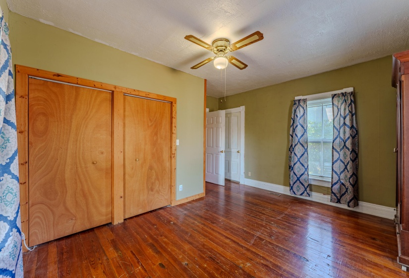 814 S. Clay St, Troy-6