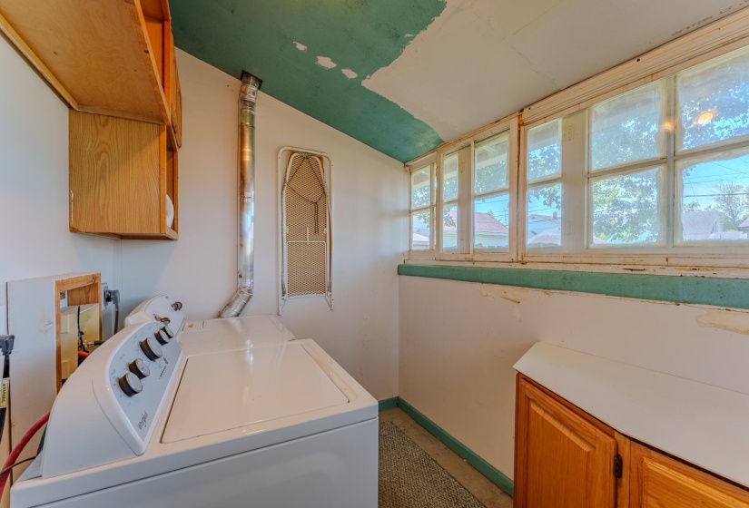 814 S. Clay St, Troy-15
