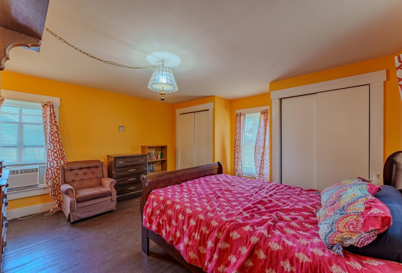 814 S. Clay St, Troy-19