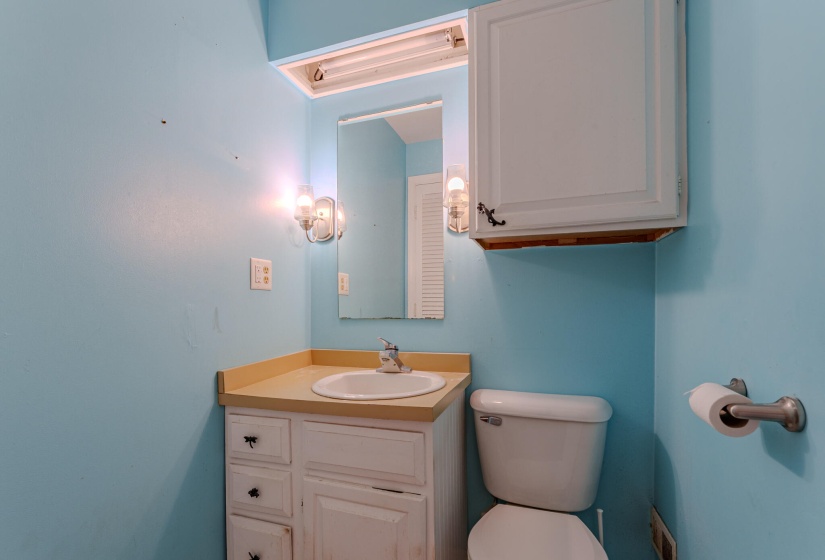 814 S. Clay St, Troy-21