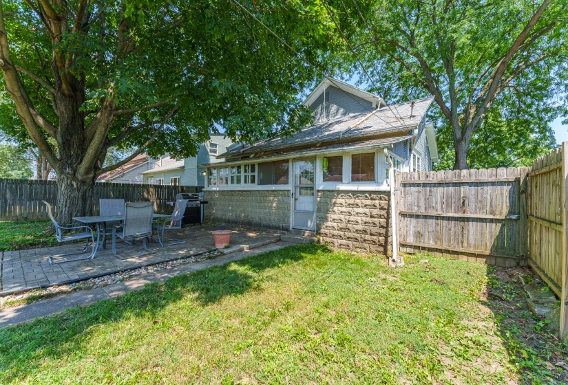 814 S. Clay St, Troy-34