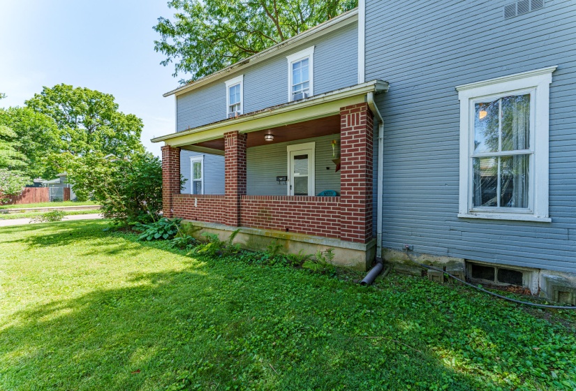814 S. Clay St, Troy-31