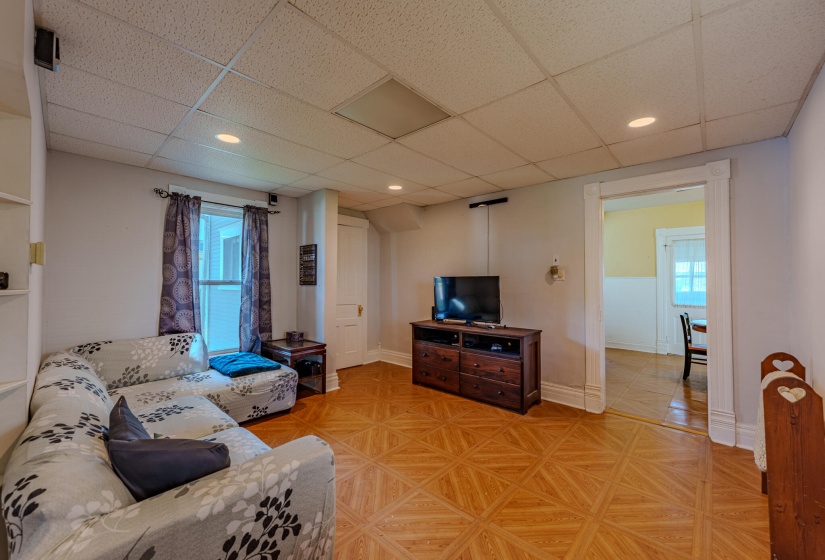 814 S. Clay St, Troy-3