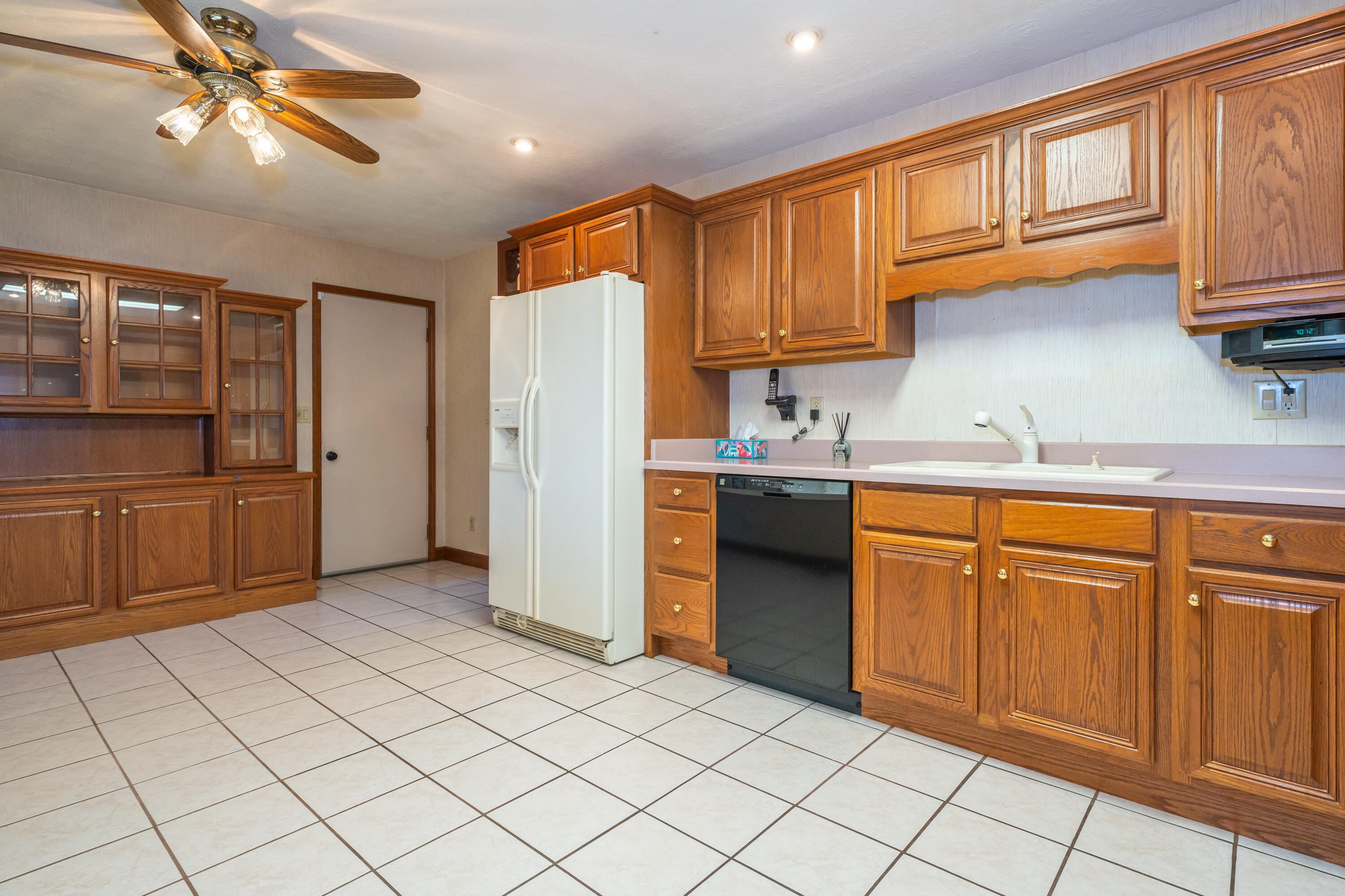 132 Grantwood Drive, Dayton, Ohio 45449