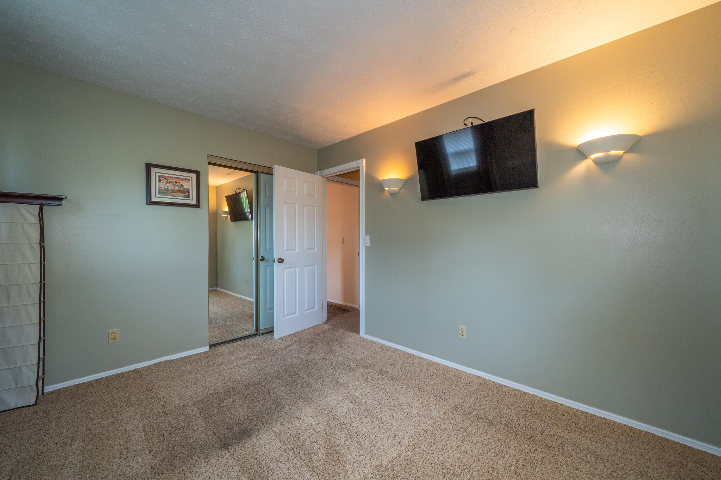 132 Grantwood Drive, Dayton, Ohio 45449