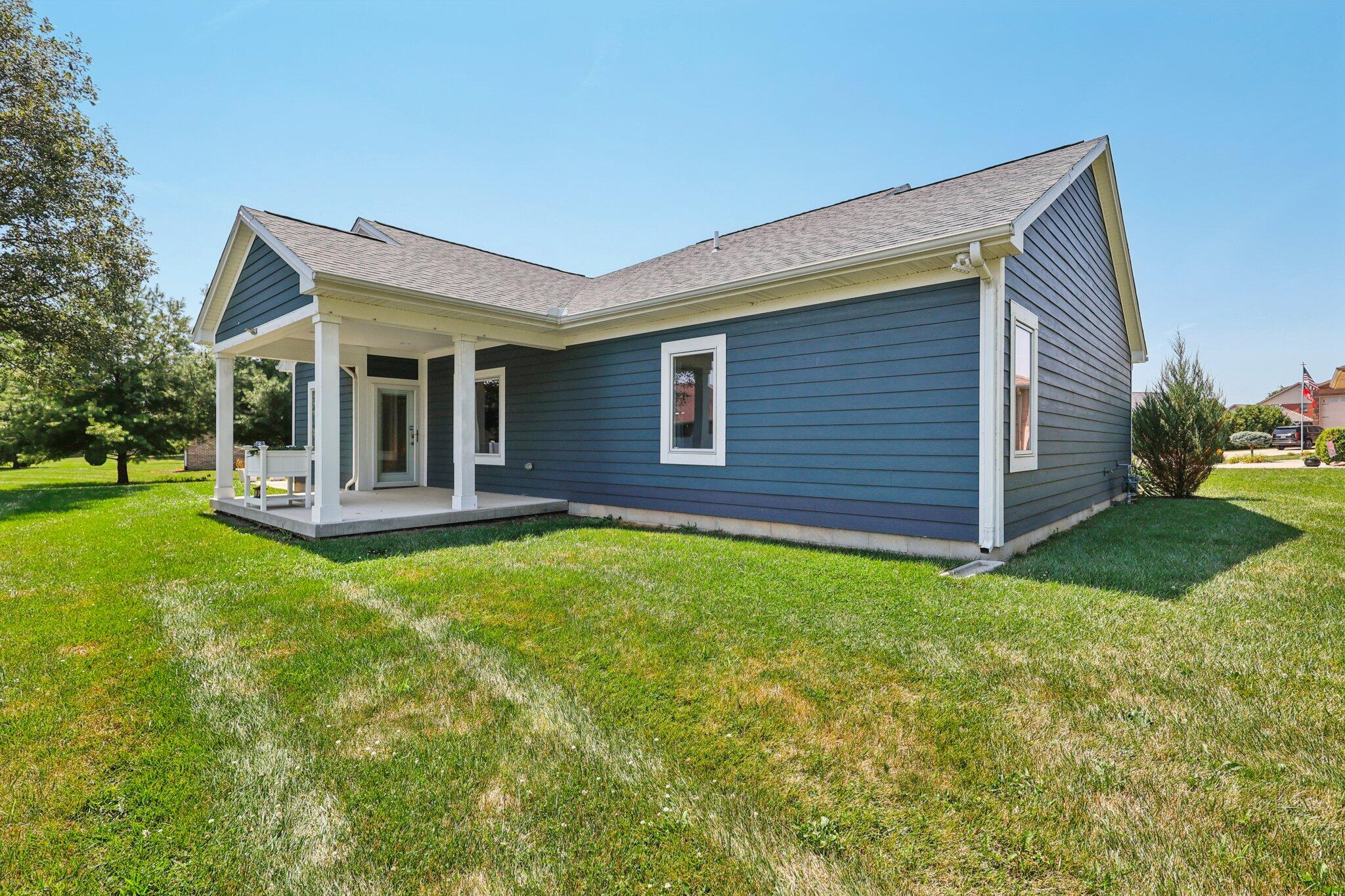 105 Ashford Circle, Greenville, Ohio 45331