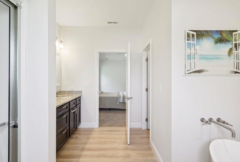 37-web-or-mls-Ashford Cir-S2307-037