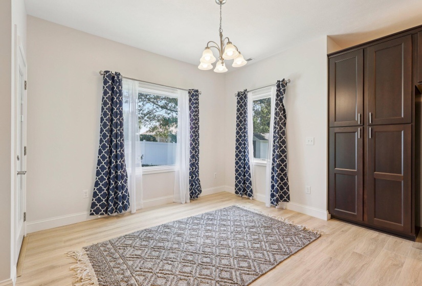 13-web-or-mls-Ashford Cir-S2307-013