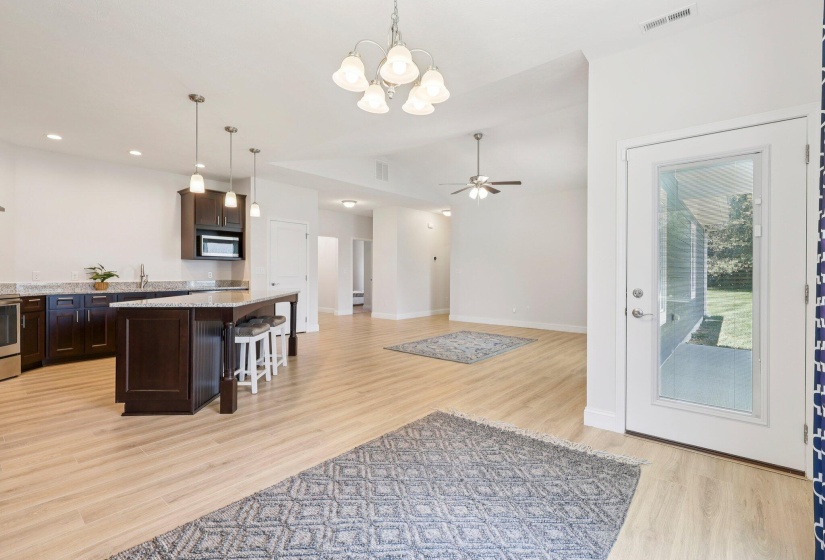 14-web-or-mls-Ashford Cir-S2307-014