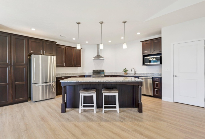 15-web-or-mls-Ashford Cir-S2307-015