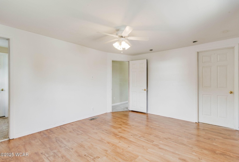 213 Johns Avenue, Elida, Ohio, 3 Bedrooms Bedrooms, ,2 BathroomsBathrooms,Residential,For Sale,Johns,307091