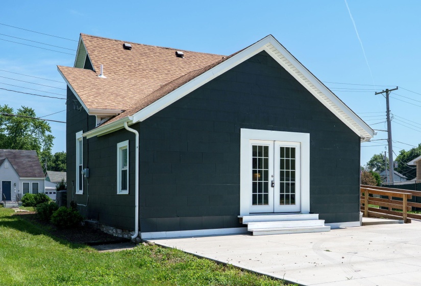 40-web-or-mls-708-n-market-st