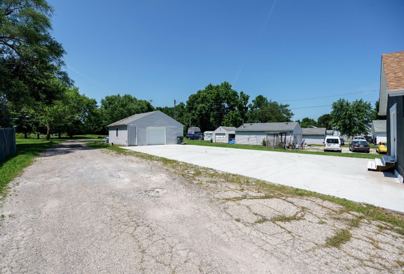 41-web-or-mls-708-n-market-st