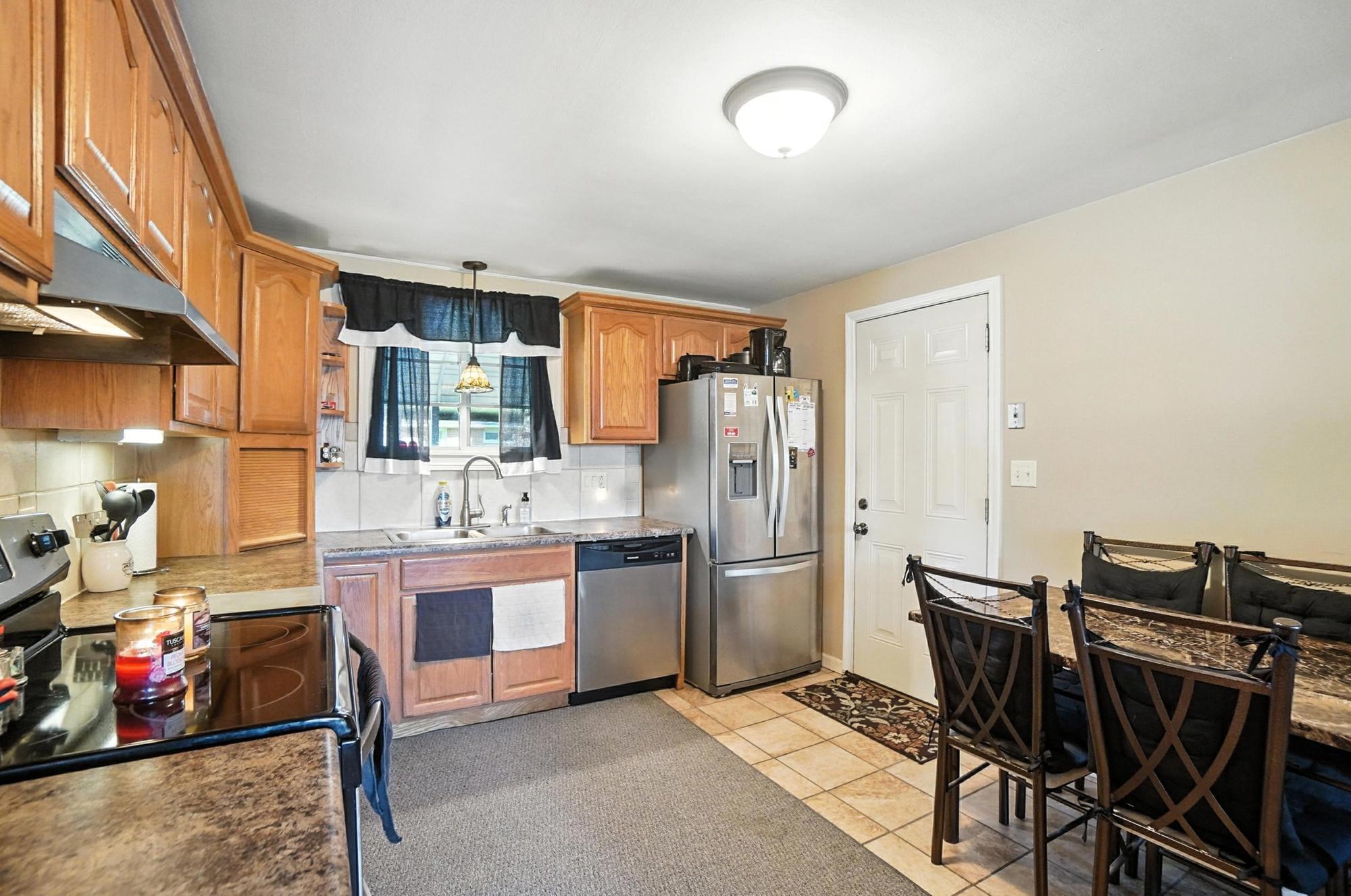 4133 Willowbrook Drive, Springfield, Ohio 45503