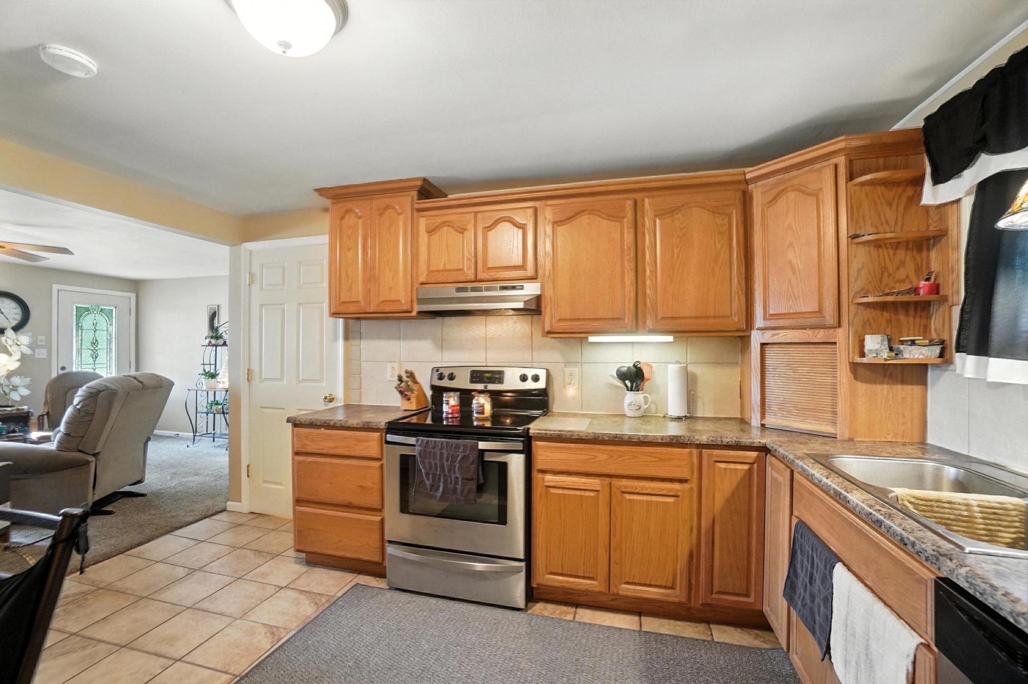 4133 Willowbrook Drive, Springfield, Ohio 45503
