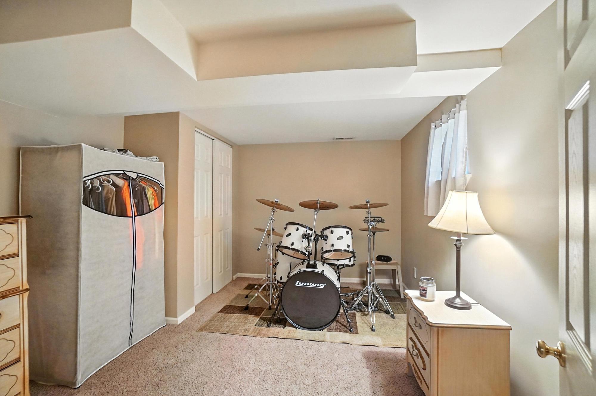 4133 Willowbrook Drive, Springfield, Ohio 45503