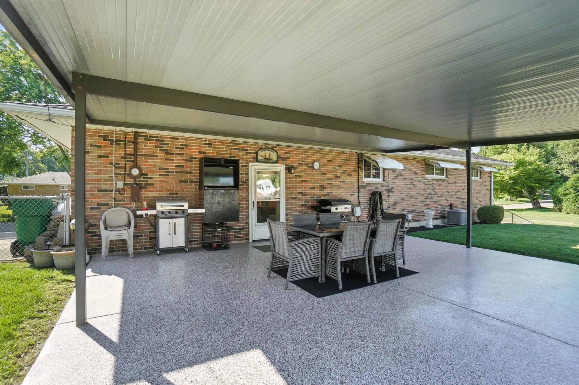 4133 Willowbrook Drive, Springfield, Ohio 45503