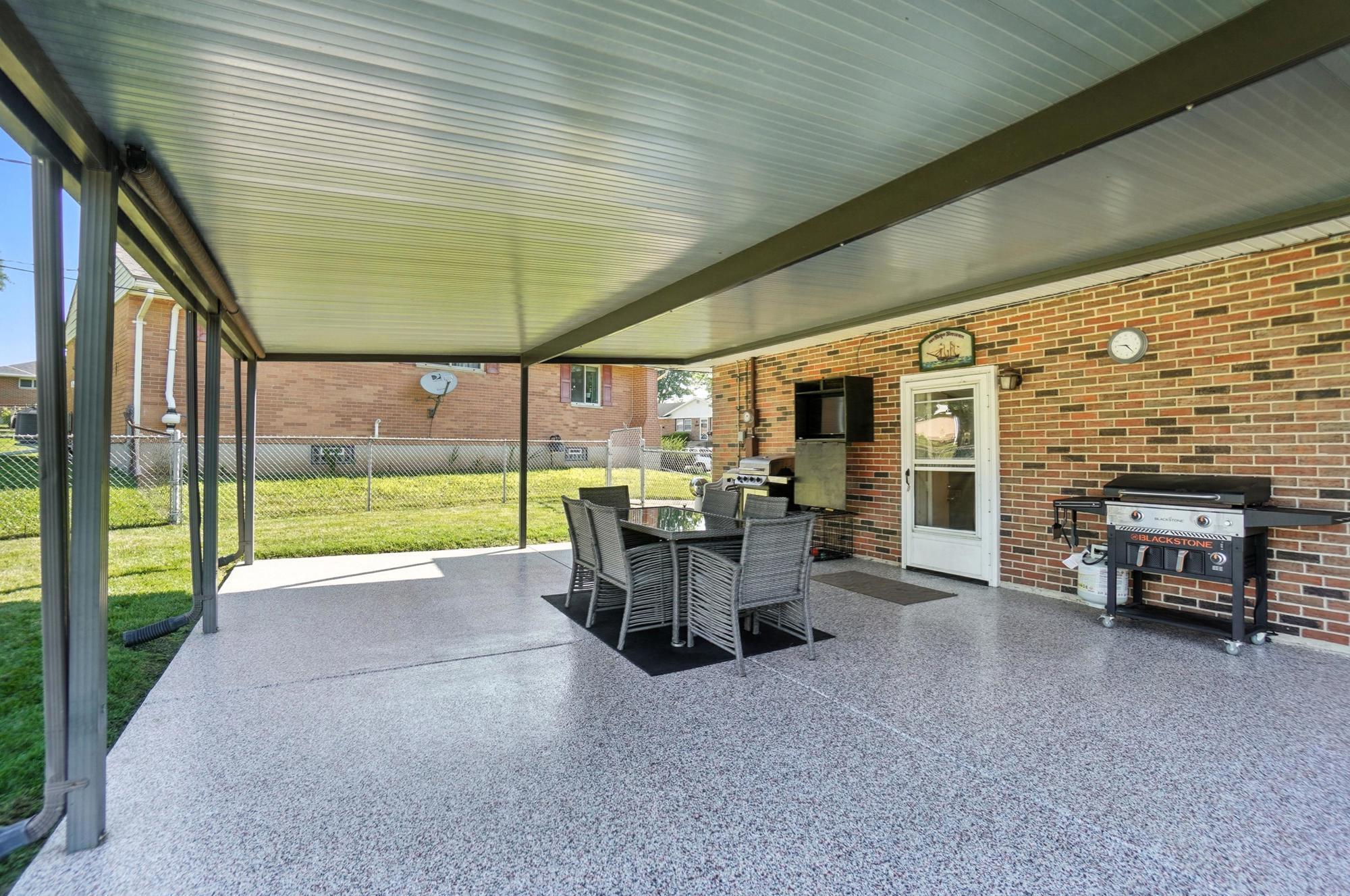 4133 Willowbrook Drive, Springfield, Ohio 45503