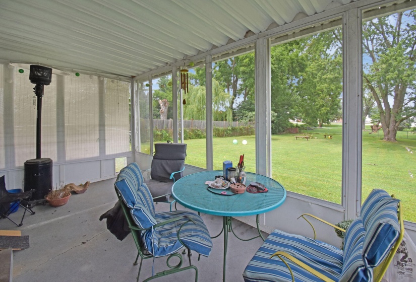 22-web-or-mls-1904-maryland-ave