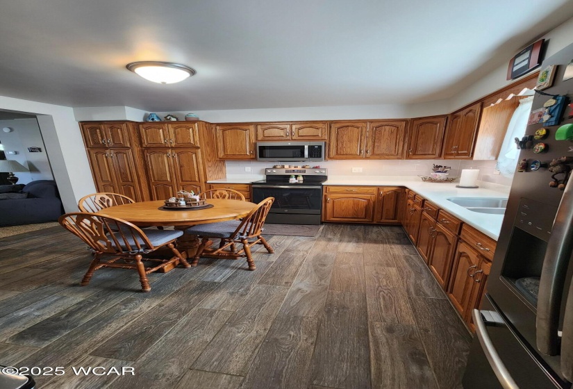 115 Broadway Street, Columbus Grove, Ohio, 4 Bedrooms Bedrooms, ,2 BathroomsBathrooms,Residential,For Sale,Broadway,307779