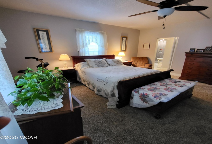 115 Broadway Street, Columbus Grove, Ohio, 4 Bedrooms Bedrooms, ,2 BathroomsBathrooms,Residential,For Sale,Broadway,307779