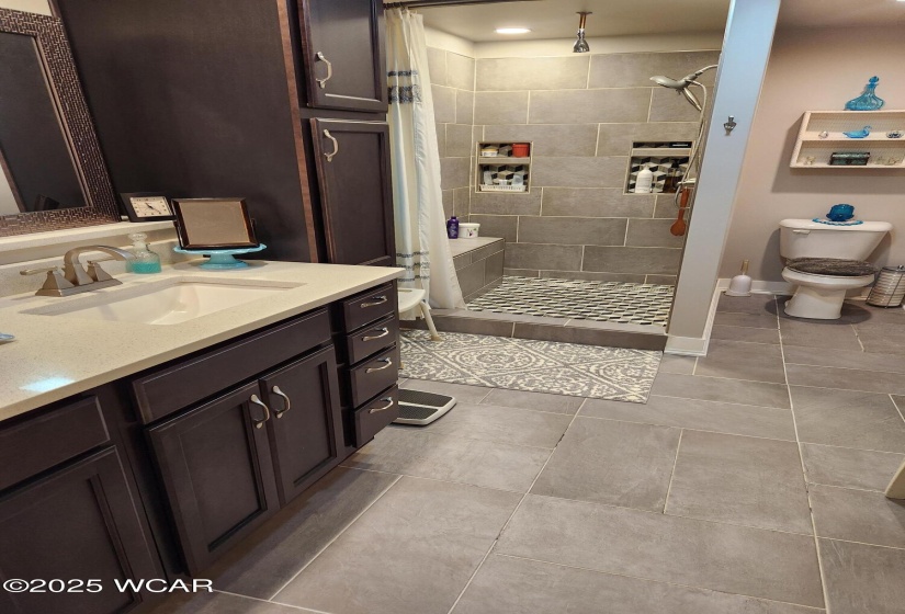 115 Broadway Street, Columbus Grove, Ohio, 4 Bedrooms Bedrooms, ,2 BathroomsBathrooms,Residential,For Sale,Broadway,307779