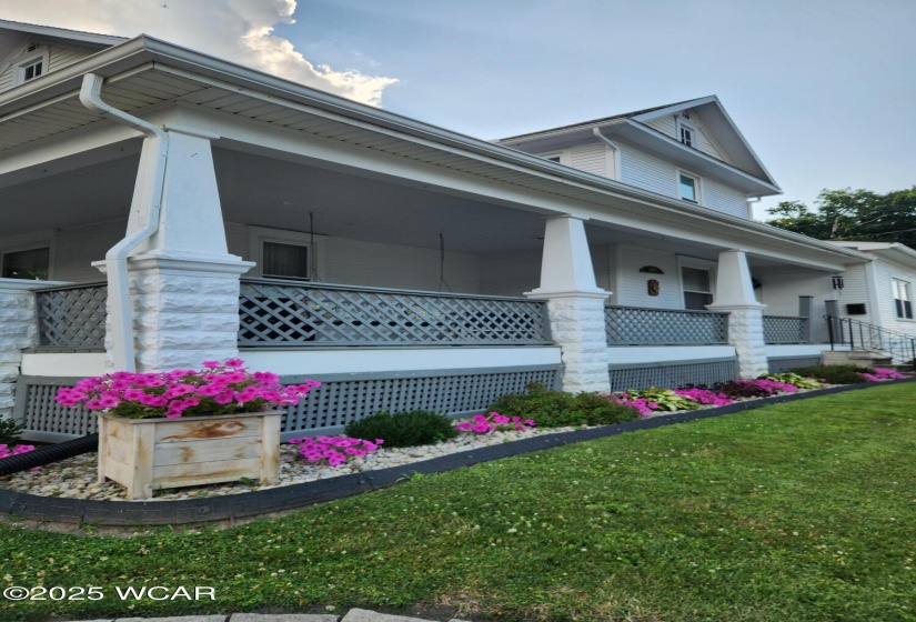 115 Broadway Street, Columbus Grove, Ohio, 4 Bedrooms Bedrooms, ,2 BathroomsBathrooms,Residential,For Sale,Broadway,307779