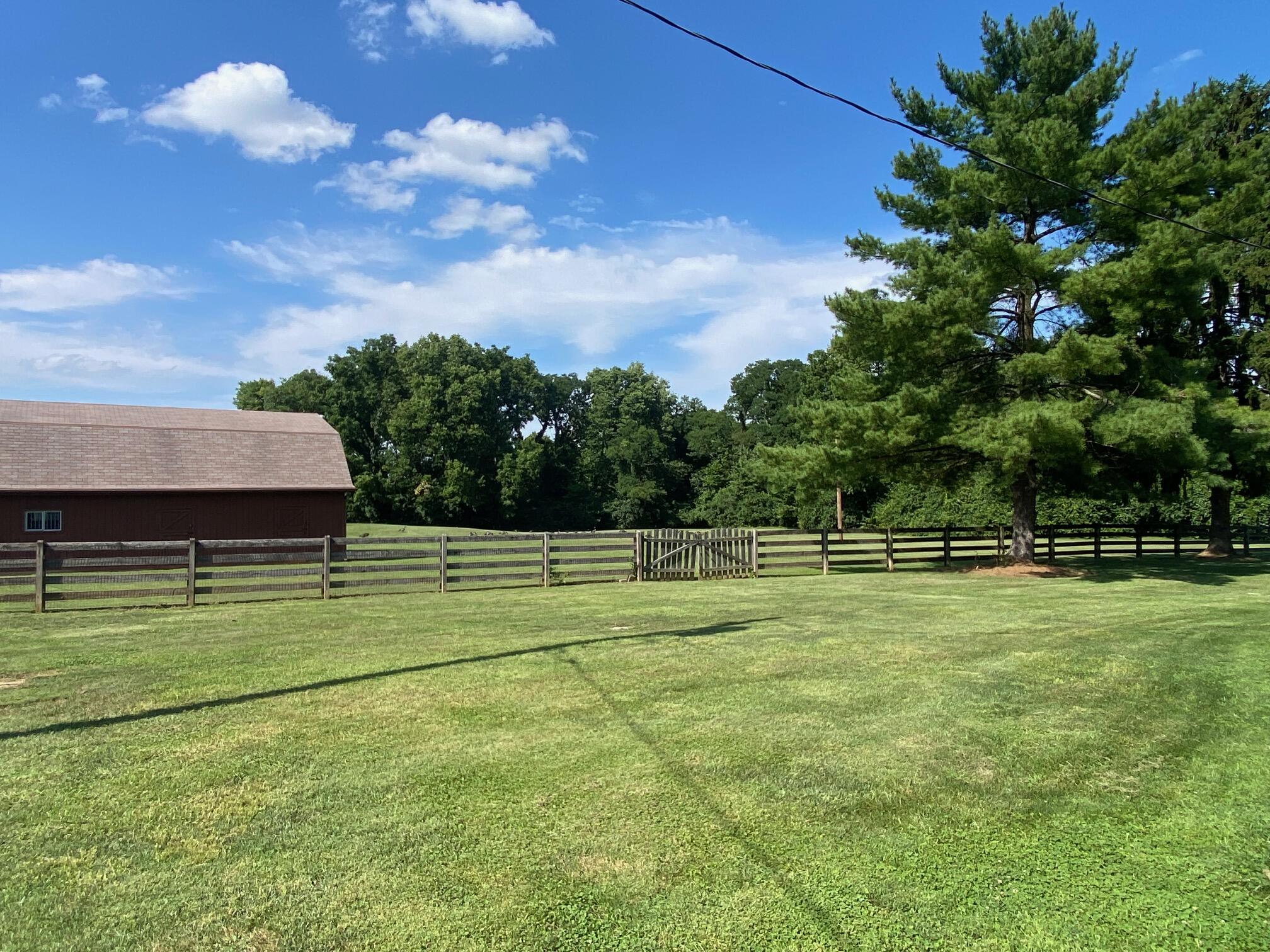 2568 Pennyroyal Road, Clear Creek, Ohio 44874