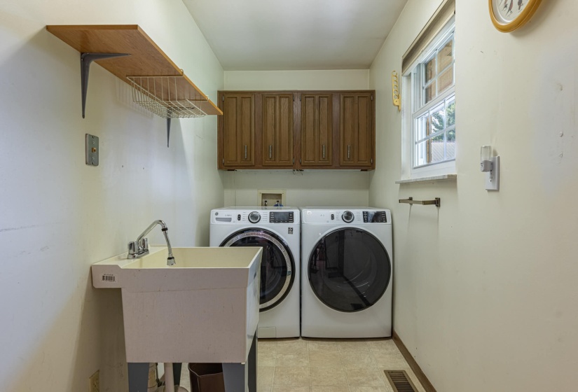2568 Pennyroyal-11