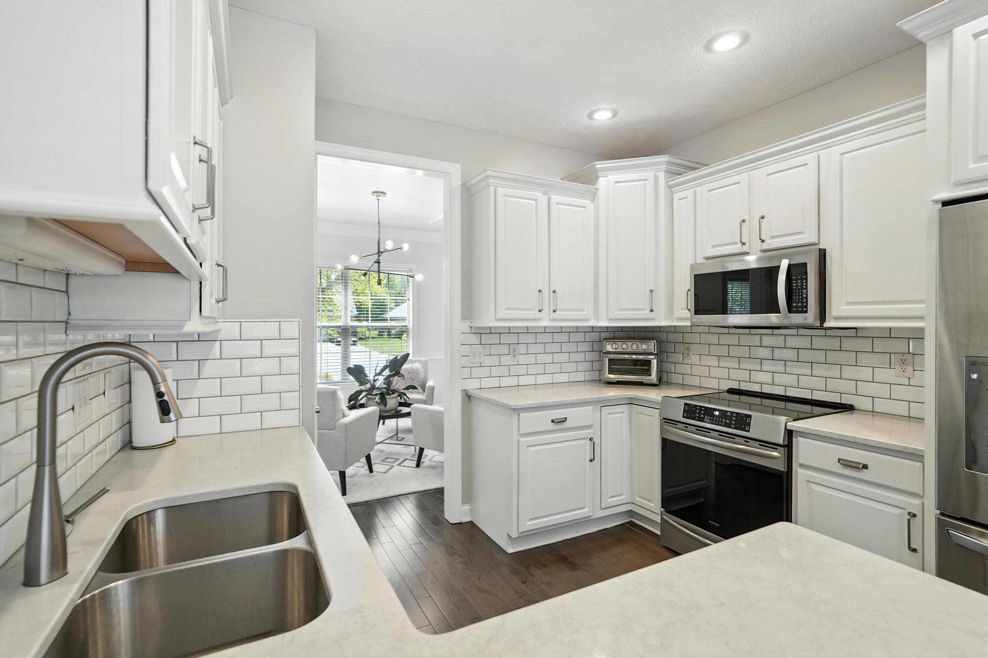 2941 Parkwood Drive, Troy, Ohio 45373