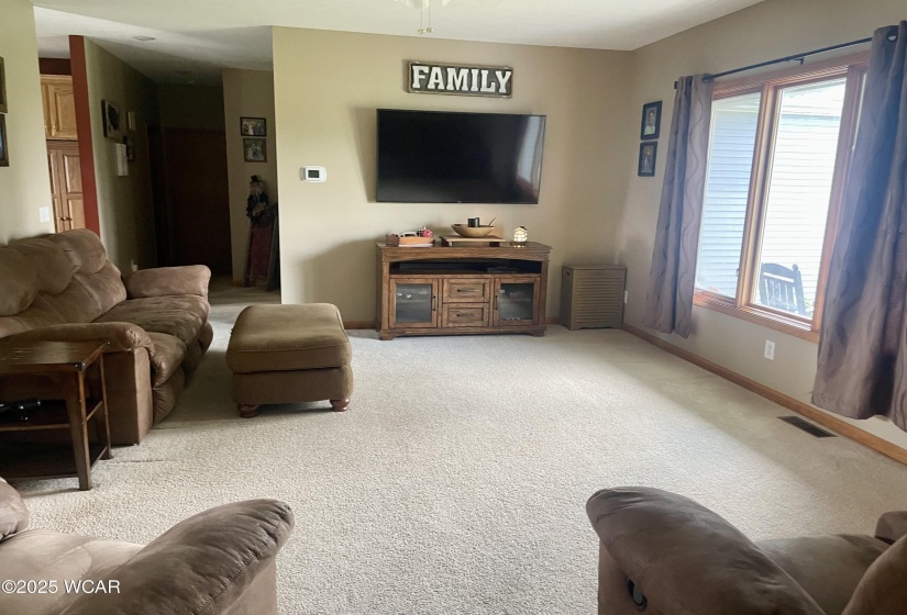 15651 Meranda Road, Anna, Ohio, 3 Bedrooms Bedrooms, ,2 BathroomsBathrooms,Residential,For Sale,Meranda,307529