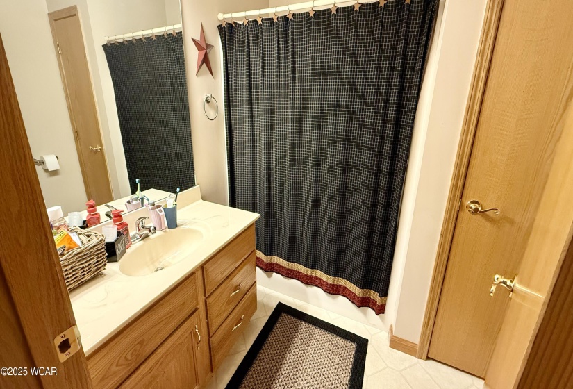 15651 Meranda Road, Anna, Ohio, 3 Bedrooms Bedrooms, ,2 BathroomsBathrooms,Residential,For Sale,Meranda,307529