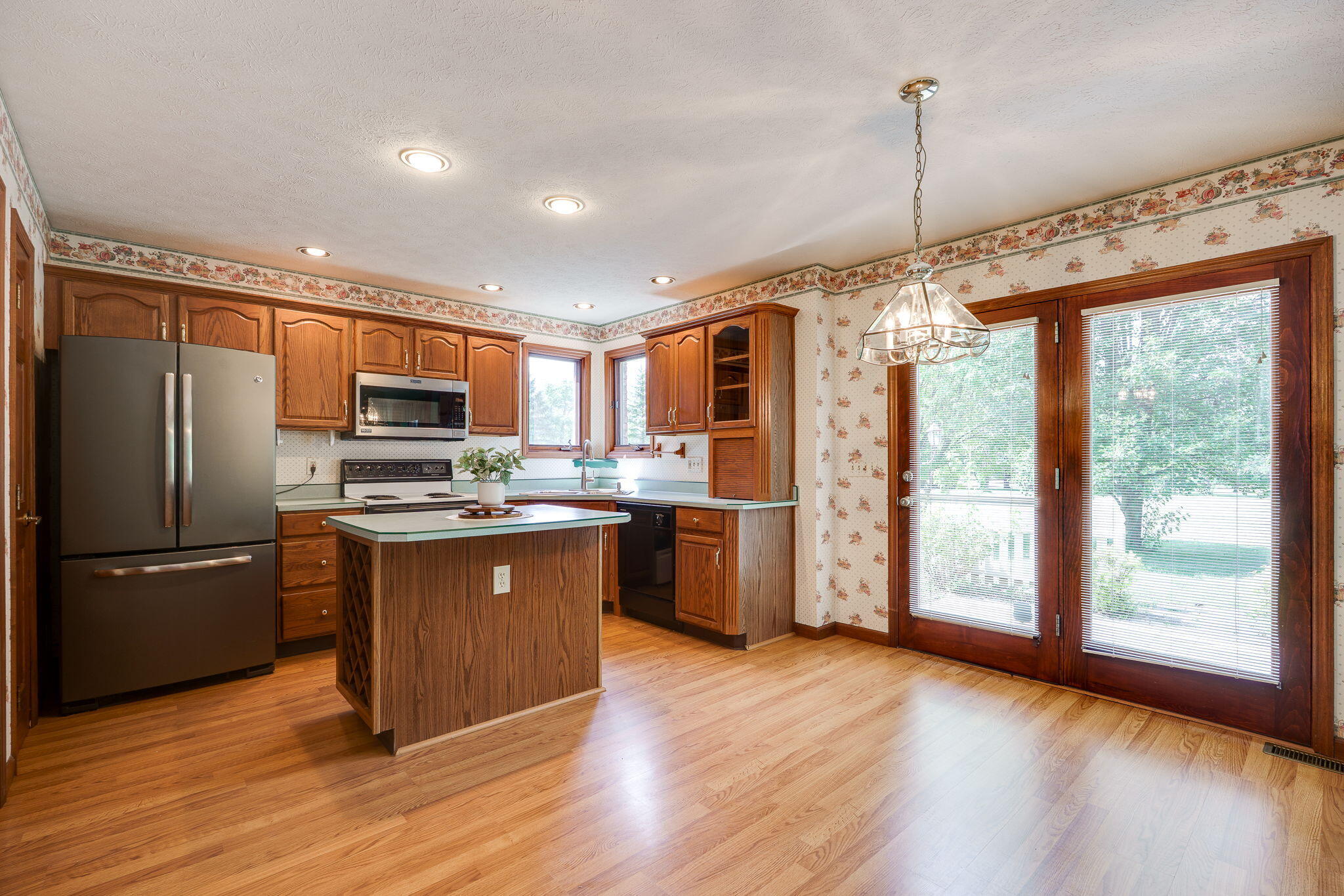 8455 Horseshoe Bn Road, Ludlow Falls, Ohio 45339