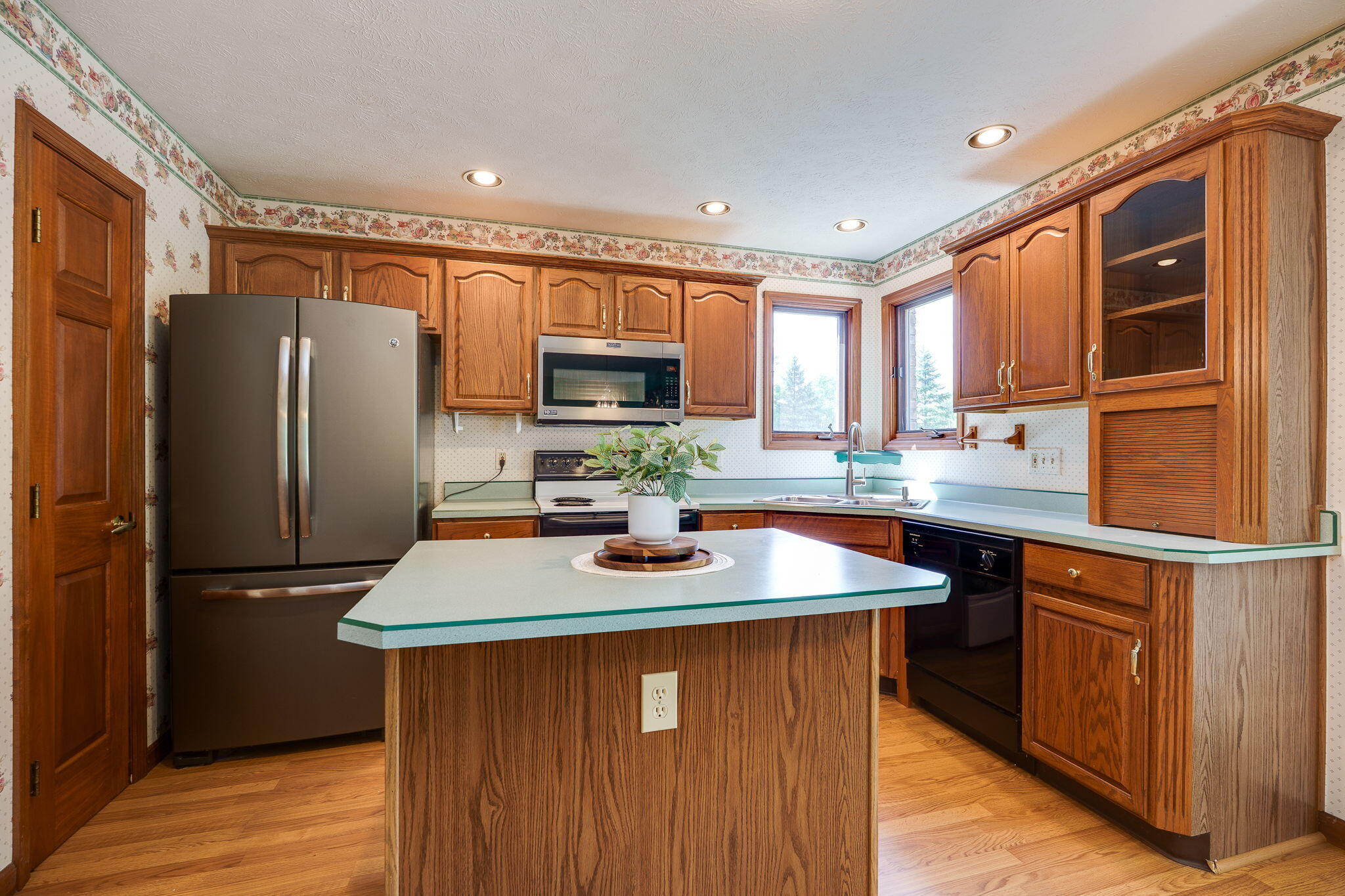 8455 Horseshoe Bn Road, Ludlow Falls, Ohio 45339