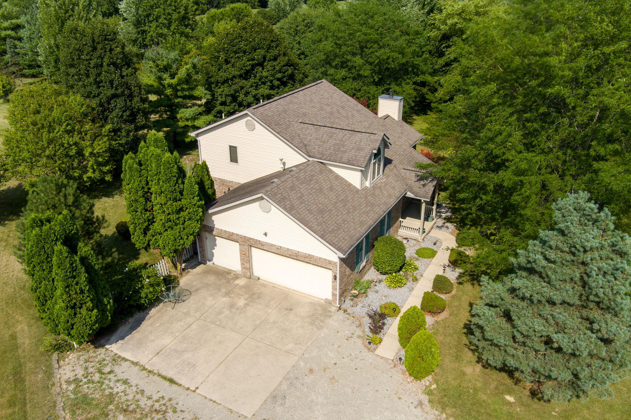 8455 Horseshoe Bn Road, Ludlow Falls, Ohio 45339