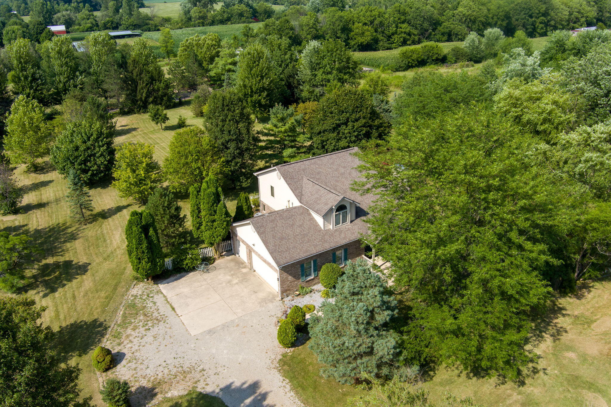 8455 Horseshoe Bn Road, Ludlow Falls, Ohio 45339