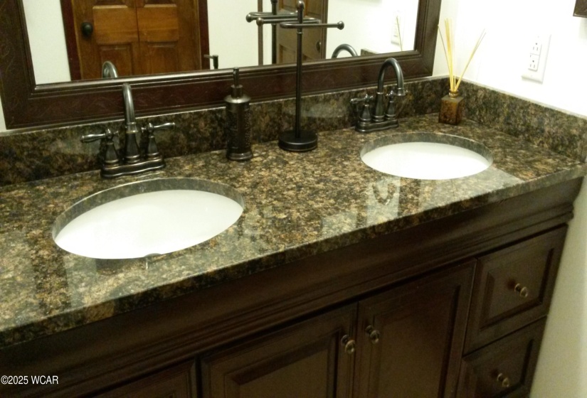 3525 Hiawatha Trail, Lima, Ohio, 3 Bedrooms Bedrooms, ,2 BathroomsBathrooms,Residential,For Sale,Hiawatha,307785