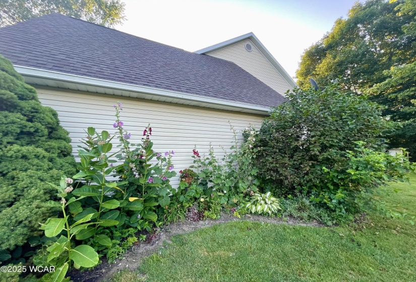 3525 Hiawatha Trail, Lima, Ohio, 3 Bedrooms Bedrooms, ,2 BathroomsBathrooms,Residential,For Sale,Hiawatha,307785