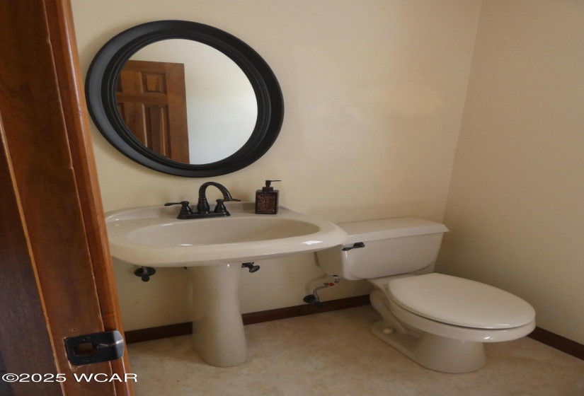 3525 Hiawatha Trail, Lima, Ohio, 3 Bedrooms Bedrooms, ,2 BathroomsBathrooms,Residential,For Sale,Hiawatha,307785