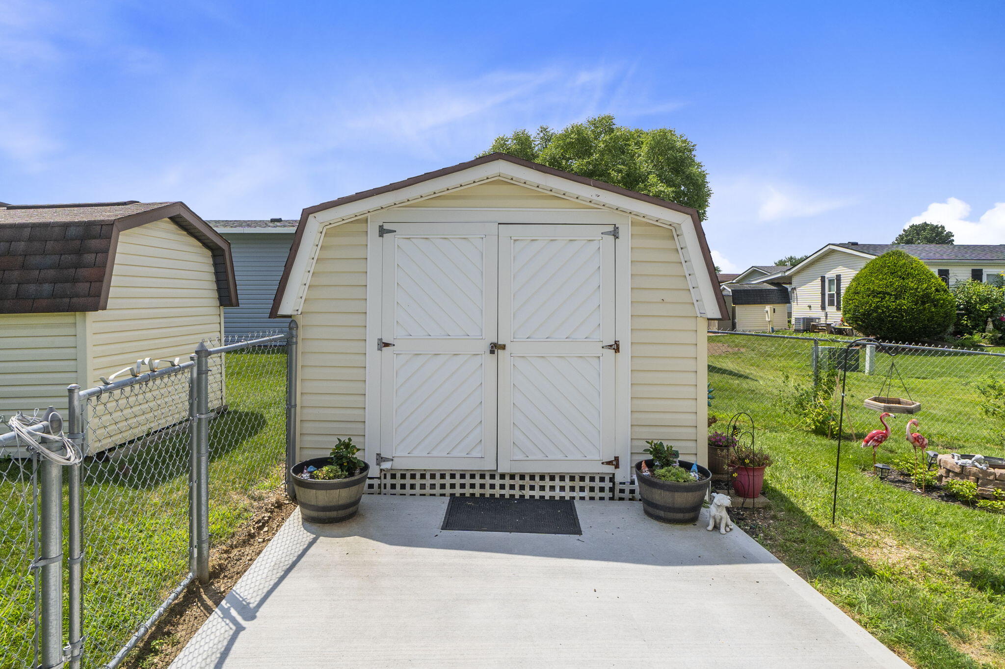 136 South Point Drive, Fairborn, Ohio 45324