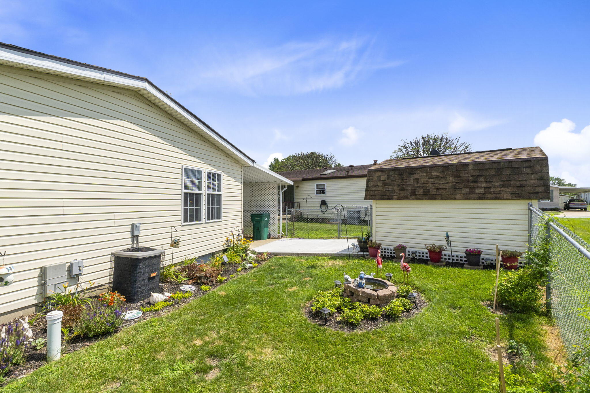 136 South Point Drive, Fairborn, Ohio 45324