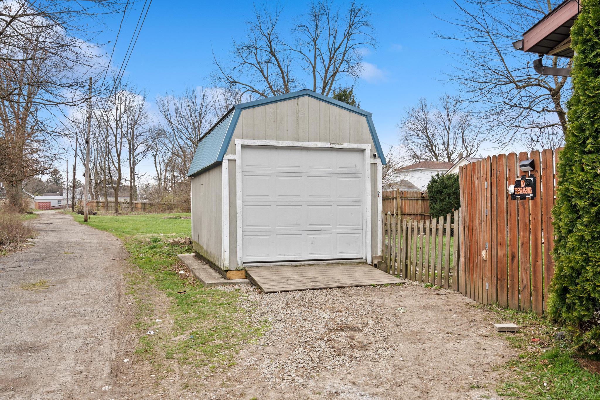 2519 Virginia Avenue, Springfield, Ohio 45505