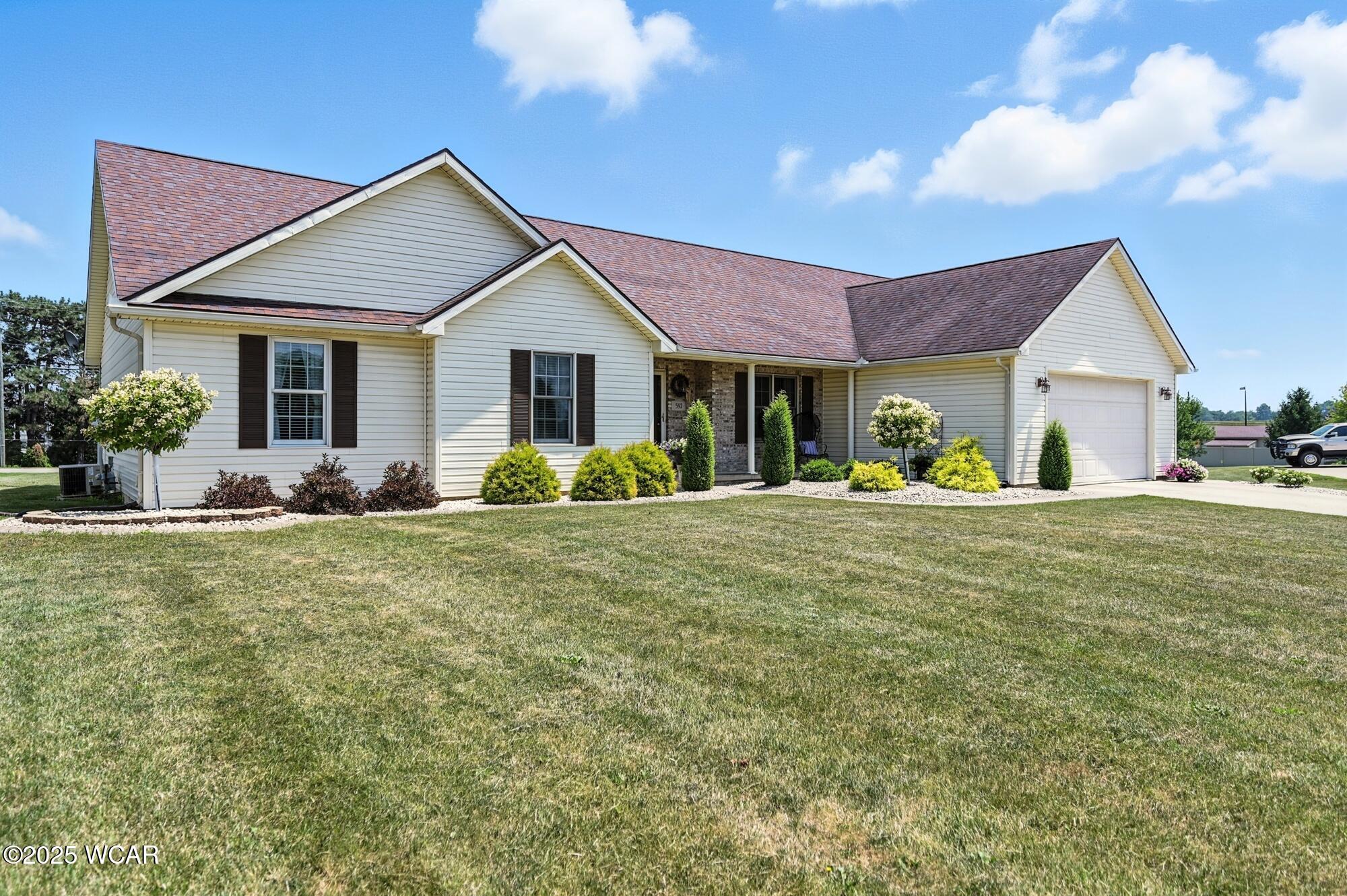592 Gardenview Circle, Lima, Ohio