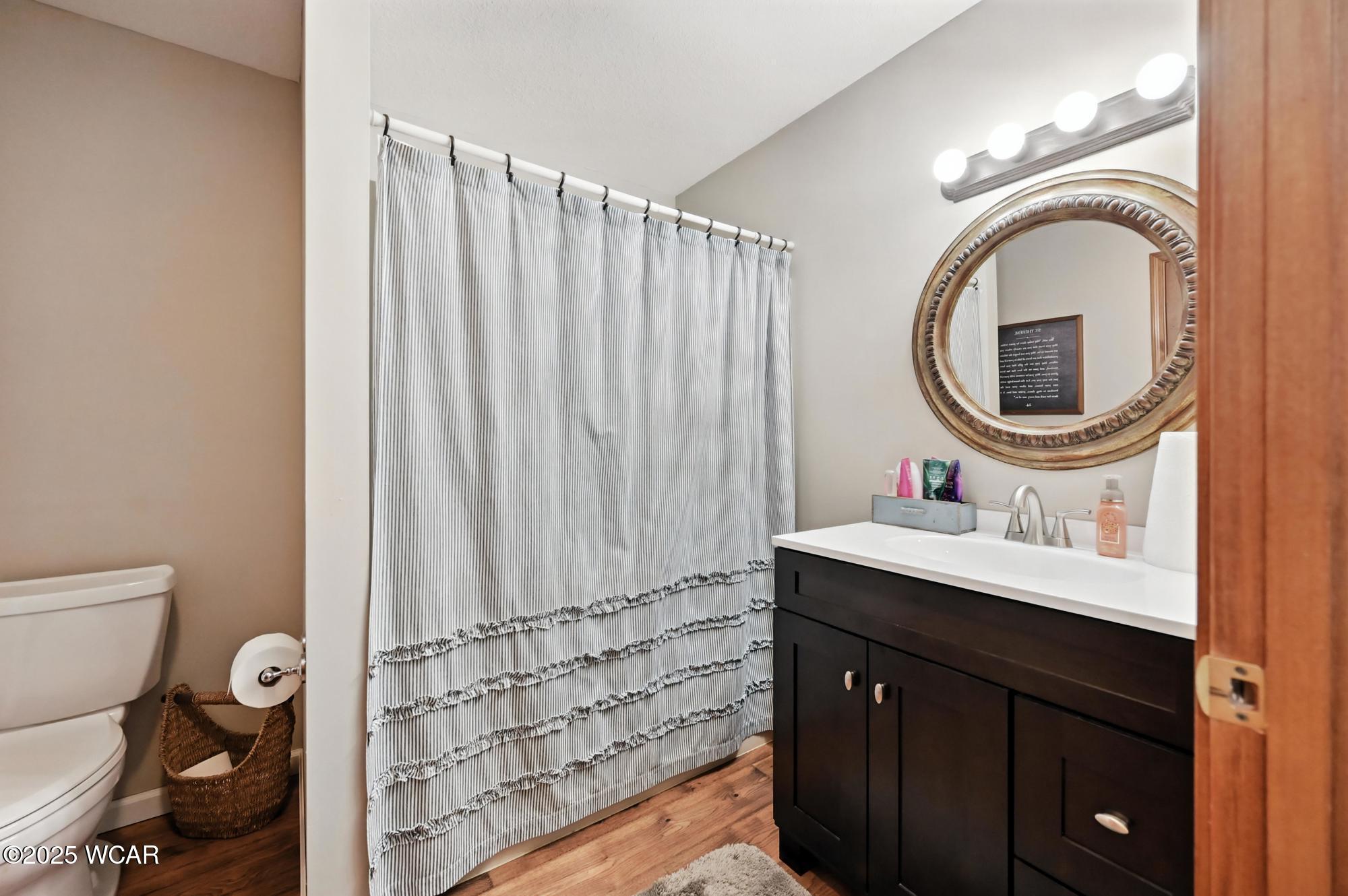 592 Gardenview Circle, Lima, Ohio