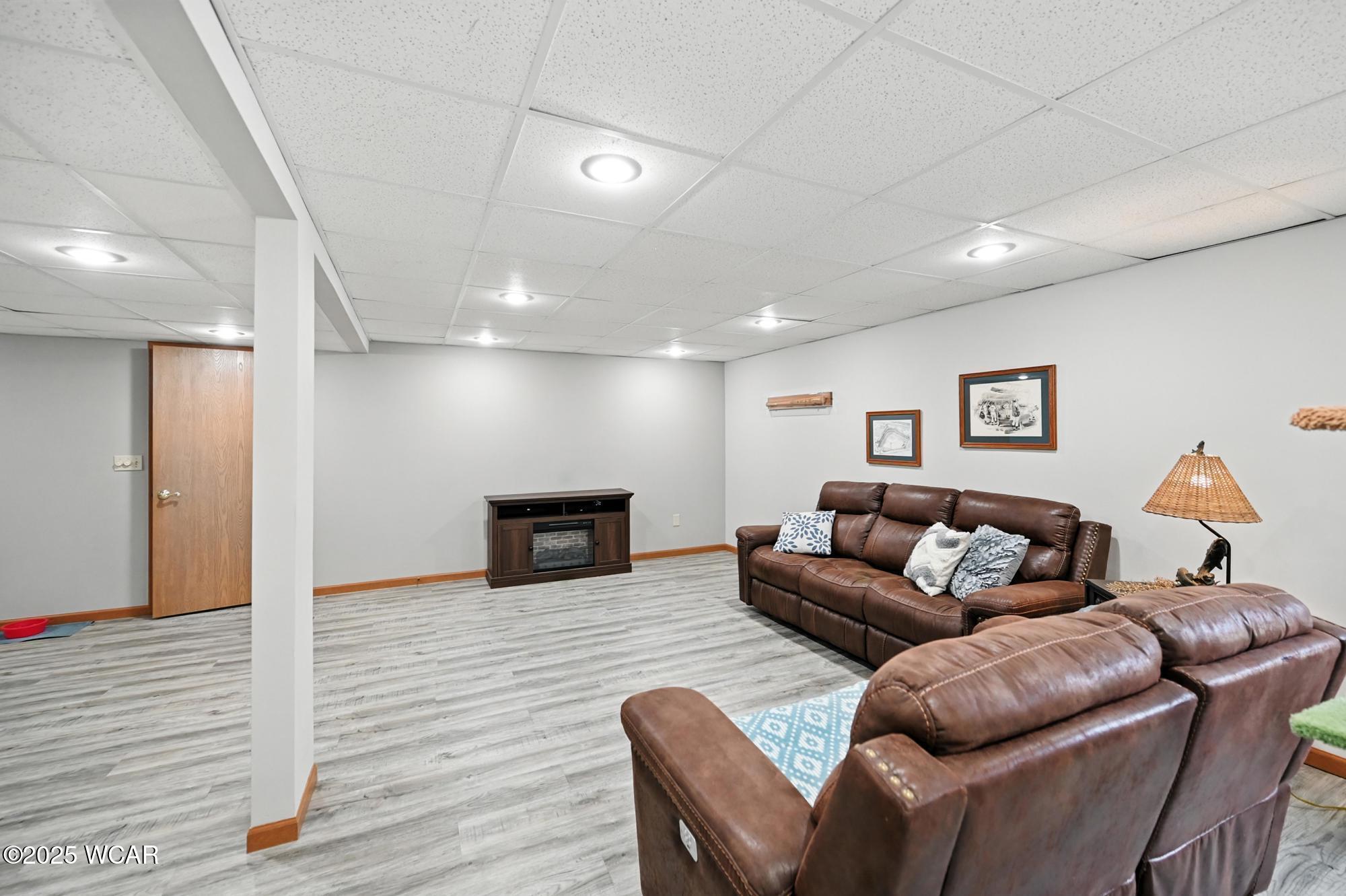 592 Gardenview Circle, Lima, Ohio