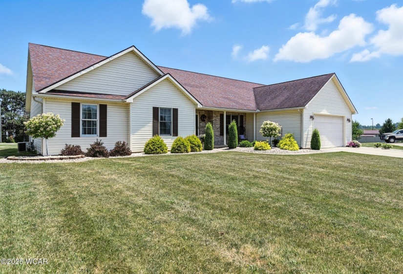 592 Gardenview Circle, Lima, Ohio, 3 Bedrooms Bedrooms, ,3 BathroomsBathrooms,Residential,For Sale,Gardenview,307627
